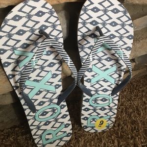NWT ROXY Flip Flops